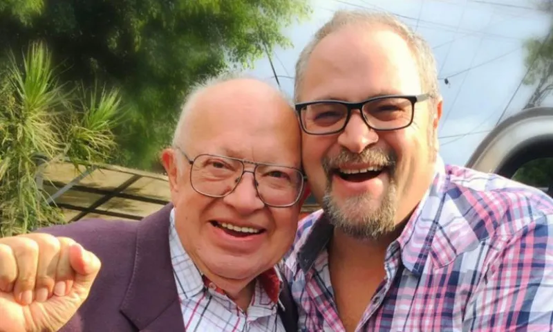 Eduardo Manzano expresó que su padre murió de un paro respiratorio / Redes Sociales