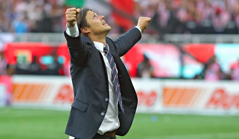 Almeyda celebra título