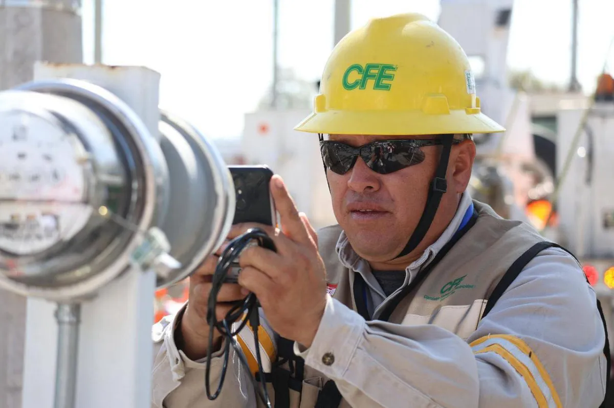 La instalación del segundo medidor es gratis, pero con depósito a cuenta / FB: @CFENacional