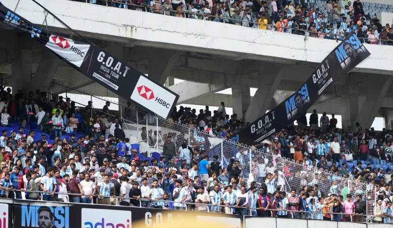 Gradas esperan a Messi