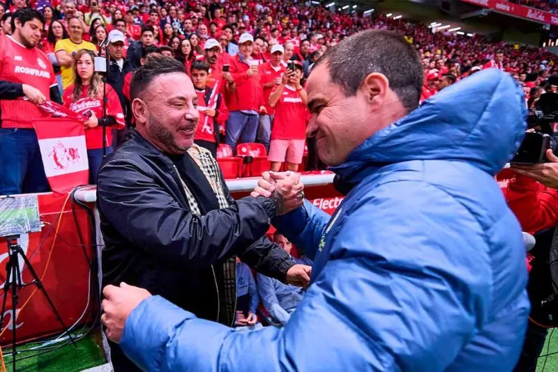 André Jardine enfrentará a Antonio Mohamed | MEXSPORT