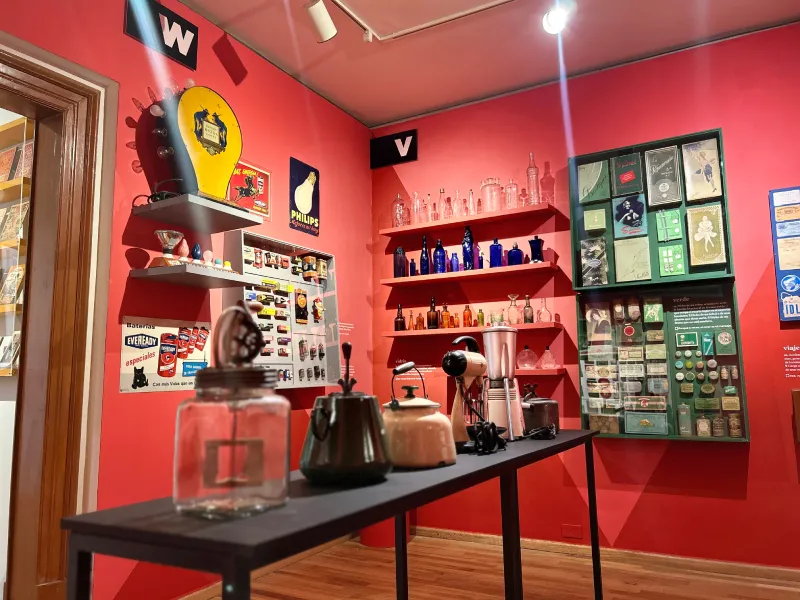 Los objetos están ordenados en orden alfabético / Especial