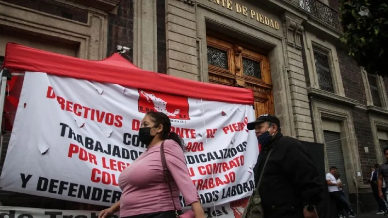 Desde octubre, Nacional Monte de Piedad entró a huelga / Redes Sociales