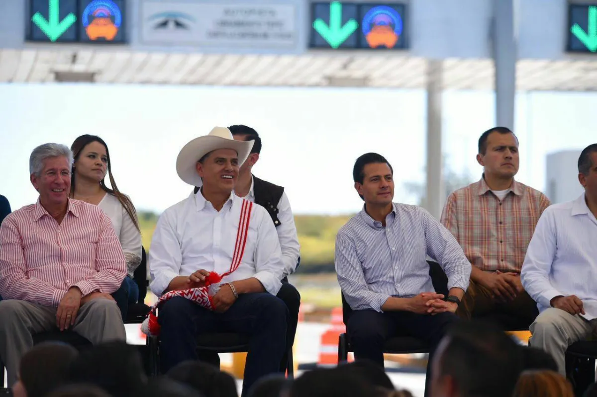 Al exgobernador se le acusa de recibir sobornos del CJNG / FB: @robertosandovalc