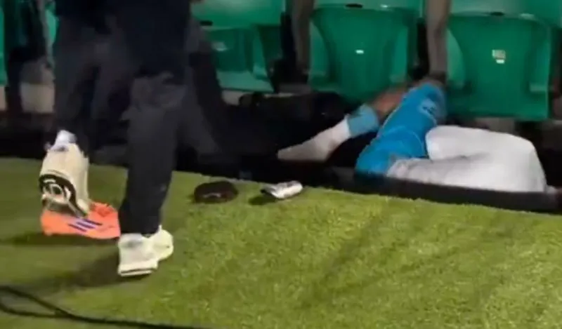 Zé Ivaldo recibe impacto