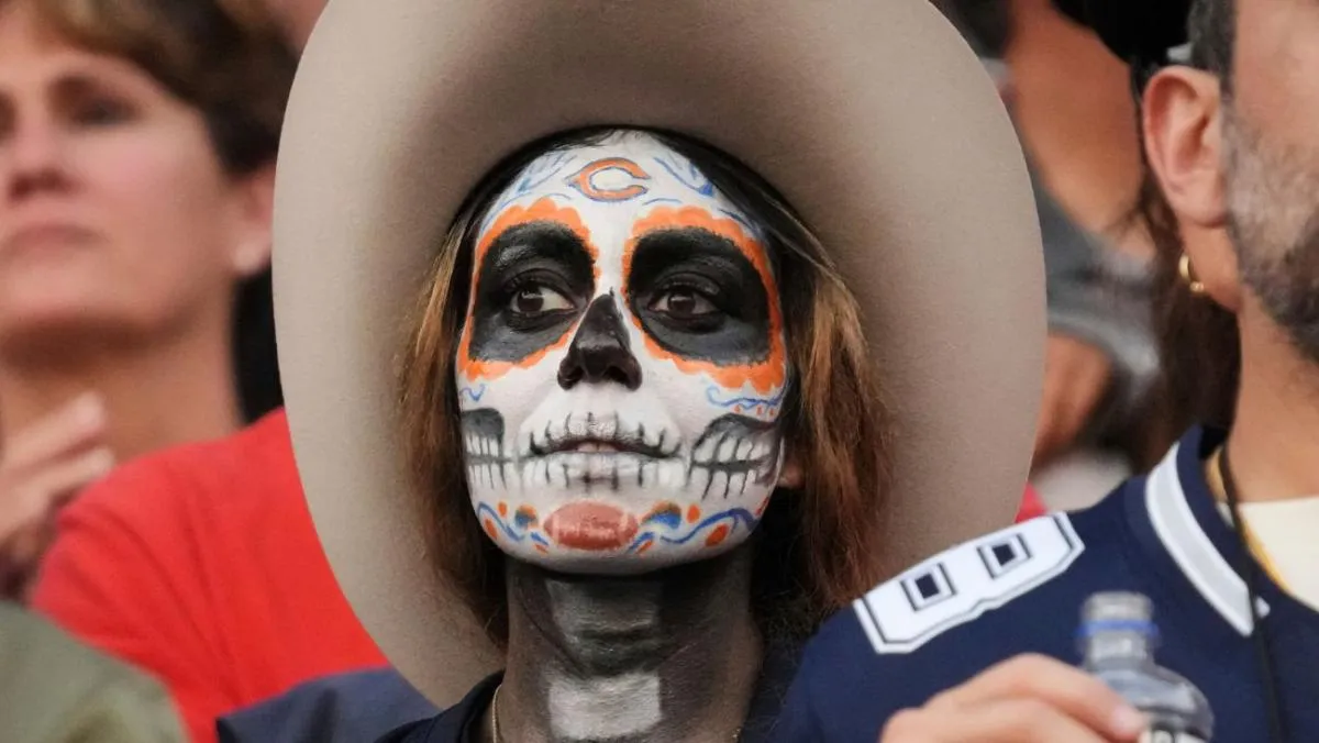 Los Bears celebraron el mes de la herencia hispana | AP