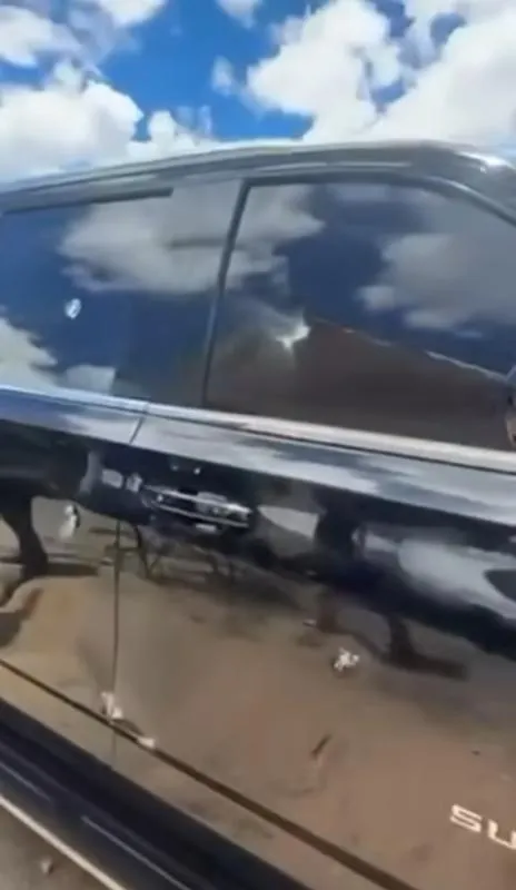 Presidencia afirma que la camioneta del presidente recibió varios tiros / Redes Sociales