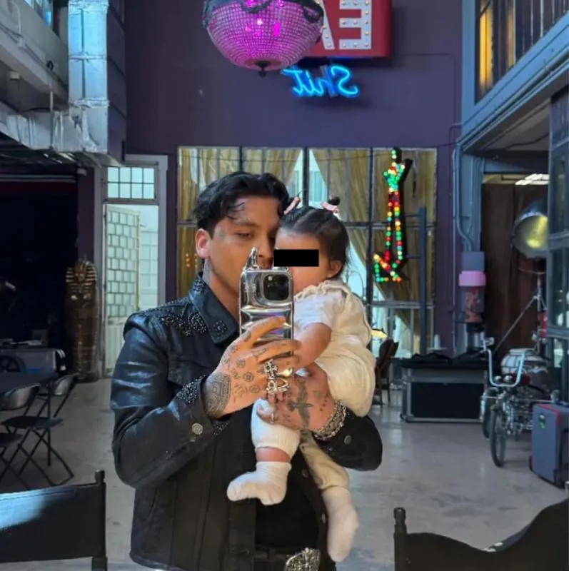 La defensa de Nodal explicó que su cliente ha cumplido con todas sus obligaciones como papá / Redes Sociales