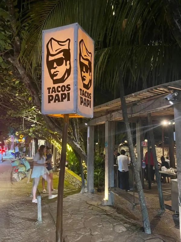 Fueron dos establecimientos del actor que fueron inhabilitados / FB: @rpalazuelosb