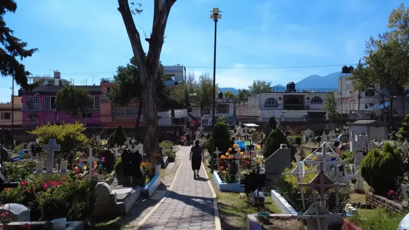 Los horarios de los panteones se extenderán este 1 y 2 de noviembre / Redes Sociales