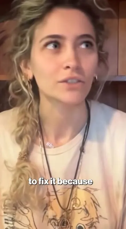 La cantante subió un video para explicar sus problemas por adicciones / Redes Sociales