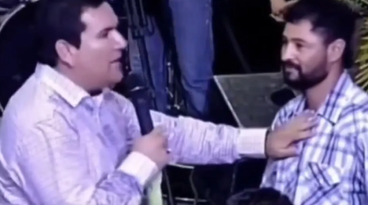 El hombre dice que acepta donar su terreno para ser bendecido / Redes Sociales