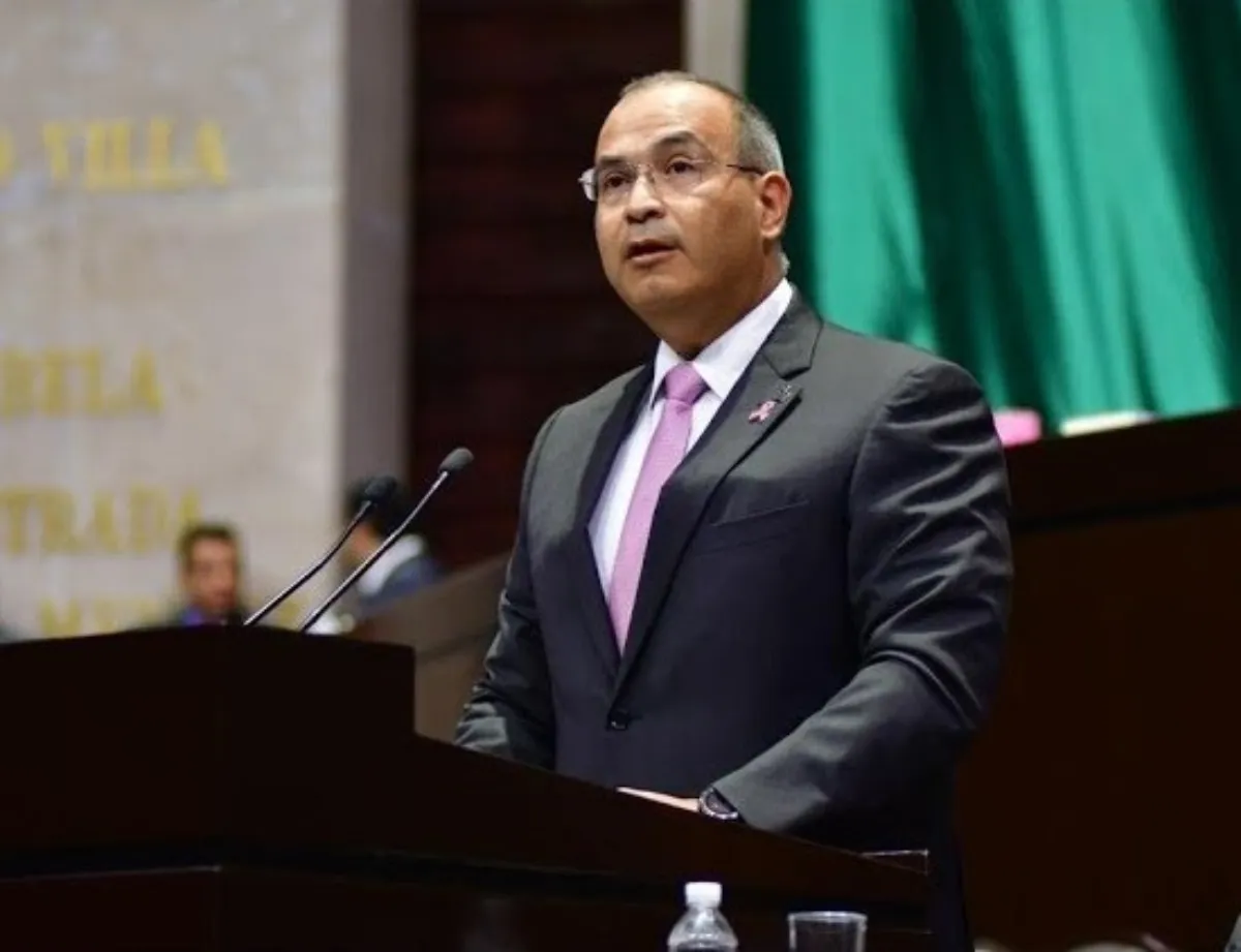 Es acusado de recibir sobornos por 4 millones de pesos / Redes Sociales