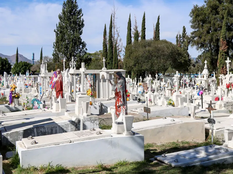 Los operativos principales estarán en los panteones capitalinos / Redes Sociales