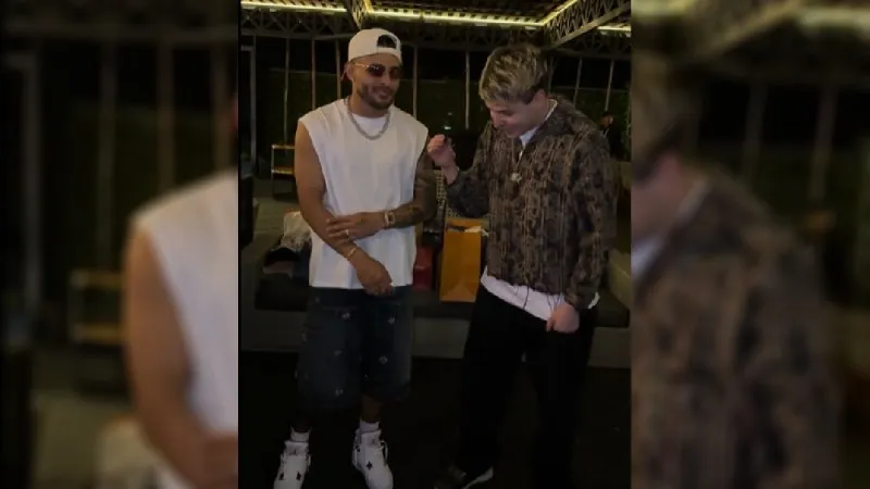 Su outfit superaría los 400 mil