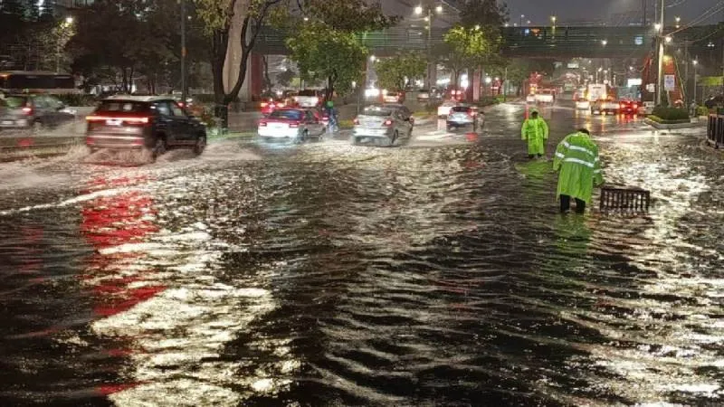 Conagua advierte que las lluvias continuarán en varias regiones durante las próximas semanas. / SSC