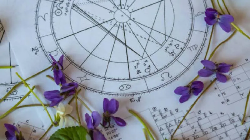 Capricornio? Turisas, puertas que se abren. / Pixabay