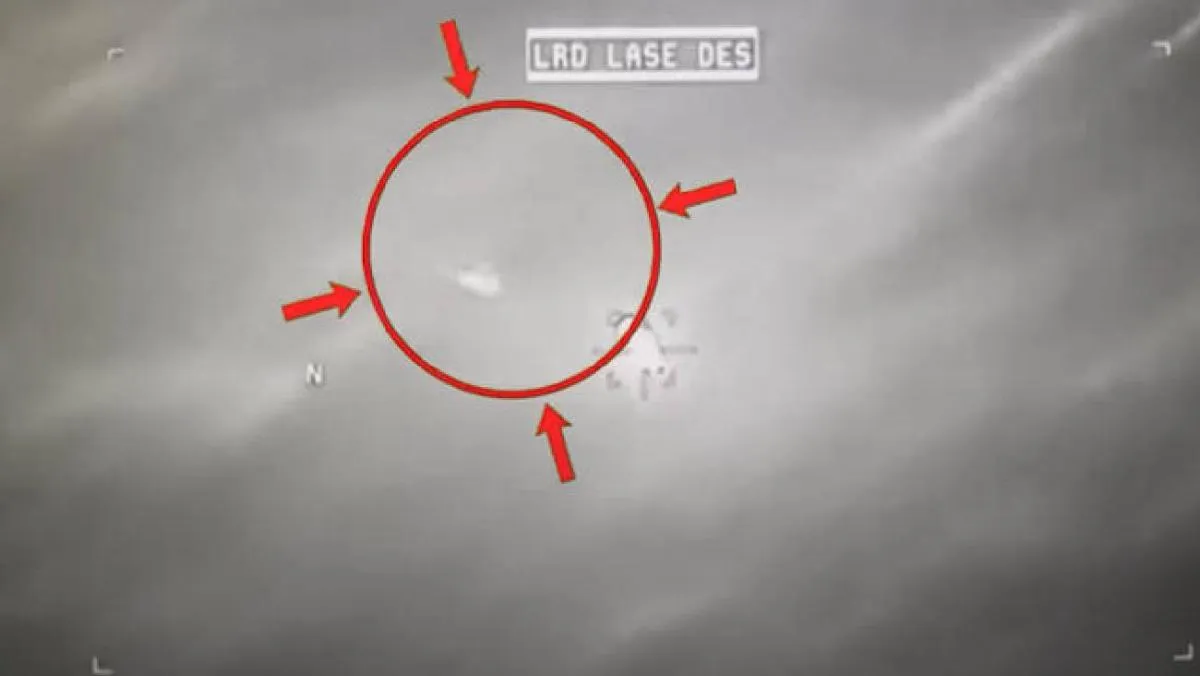 La revelación refuerza la creciente presión hacia el gobierno estadounidense para liberar información sobre OVNIs . / Captura de pantalla