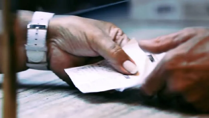 Expertos recomiendan usar tarjetas digitales y activar alertas bancarias para evitar fraudes./ Pixabay