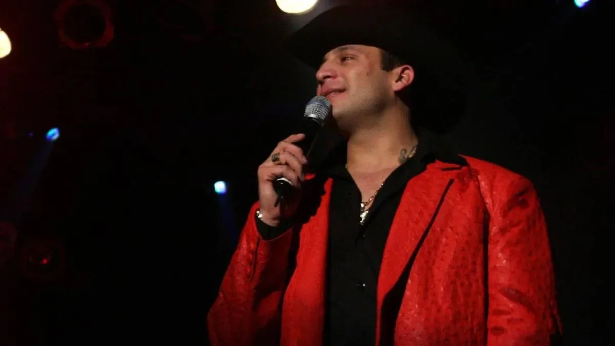 Valentín Elizalde, asesinado en 2006 en Reynosa, dejó una huella imborrable en la música regional mexicana. / RS