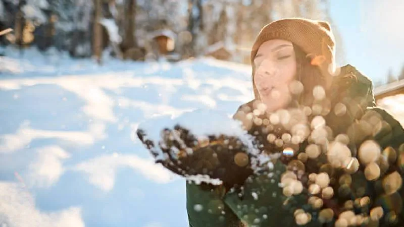 Durante el solsticio, el Sol alcanza su posición más baja en el cielo, reduciendo las horas de luz./ Pixabay