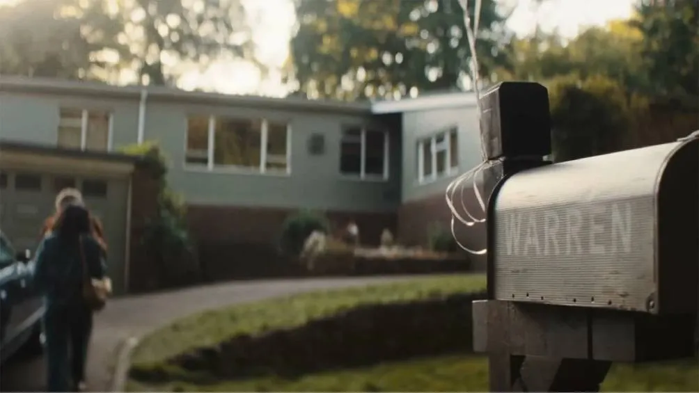 El avance muestra escenas de gran intensidad visual, con la clásica mezcla de atmósfera oscura. / x