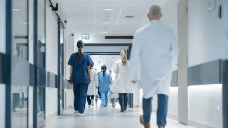 Esta modalidad responde directamente a las necesidades de los derechohabientes que laboran en turnos que impiden acudir en horario convencional. / iStock