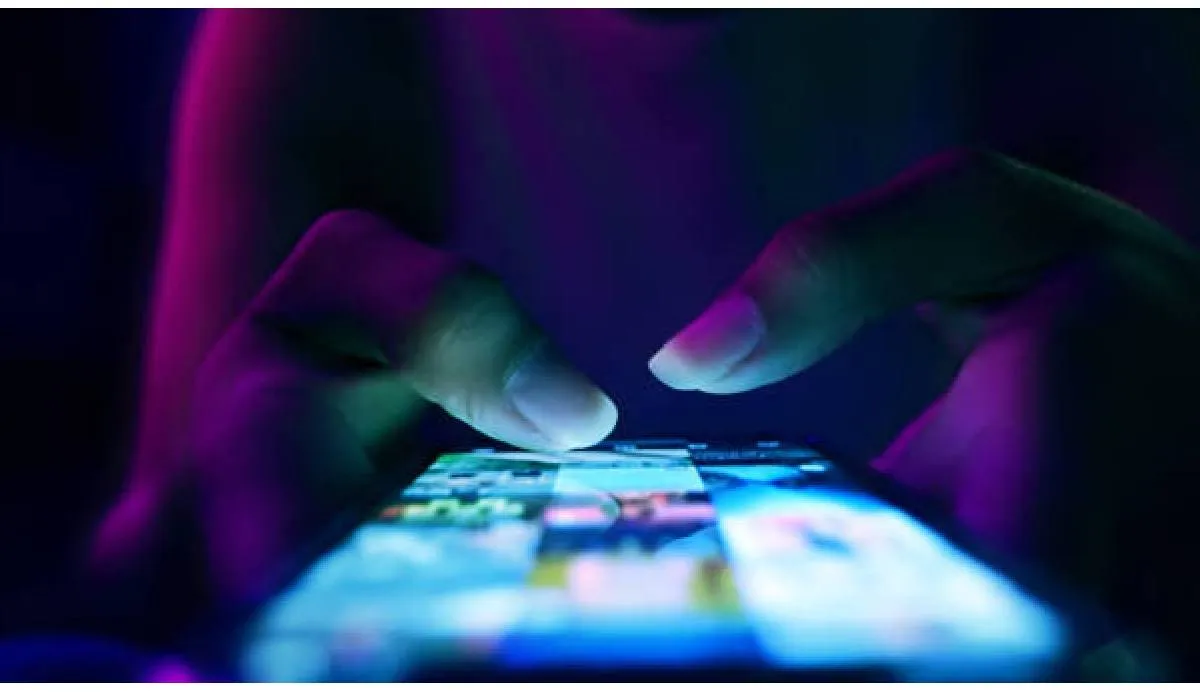 Profeco recomendó desactivar una función que muchos usuarios de Android y iPhone tienen activa | iStock