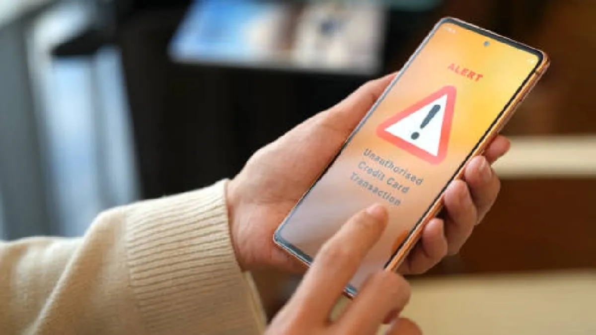 Mantener actualizado tu dispositivo y contar con protección antivirus./ Pixabay