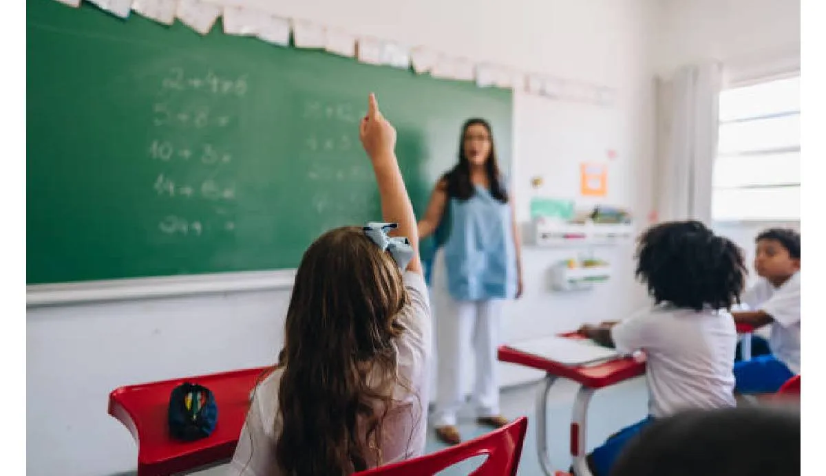 No es necesario contar la CURP biométrica para inscribir a sus hijas e hijos | iStock