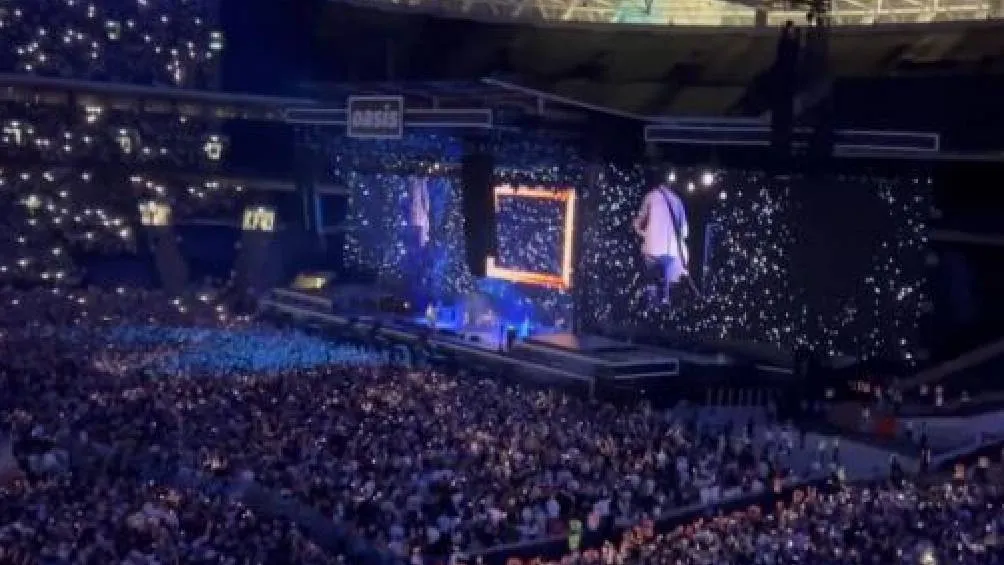 La primera gira de Oasis en 16 años comenzó el 4 de julio en Cardiff, Gales./ RS