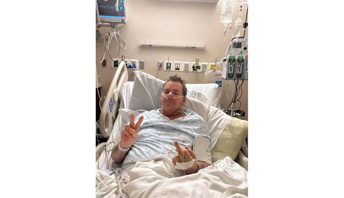 A Roach le diagnosticaron un cáncer de piel agresivo en enero / IG: @junkyardhollywood