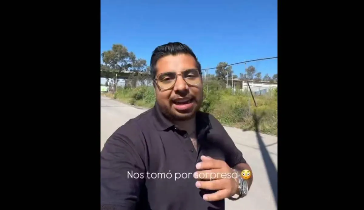 A tan solo unos días de inaugurar su primero local de comida en Puebla, denunció que la camioneta de su equipo fue vanzalizada y saqueada / Captura de pantalla