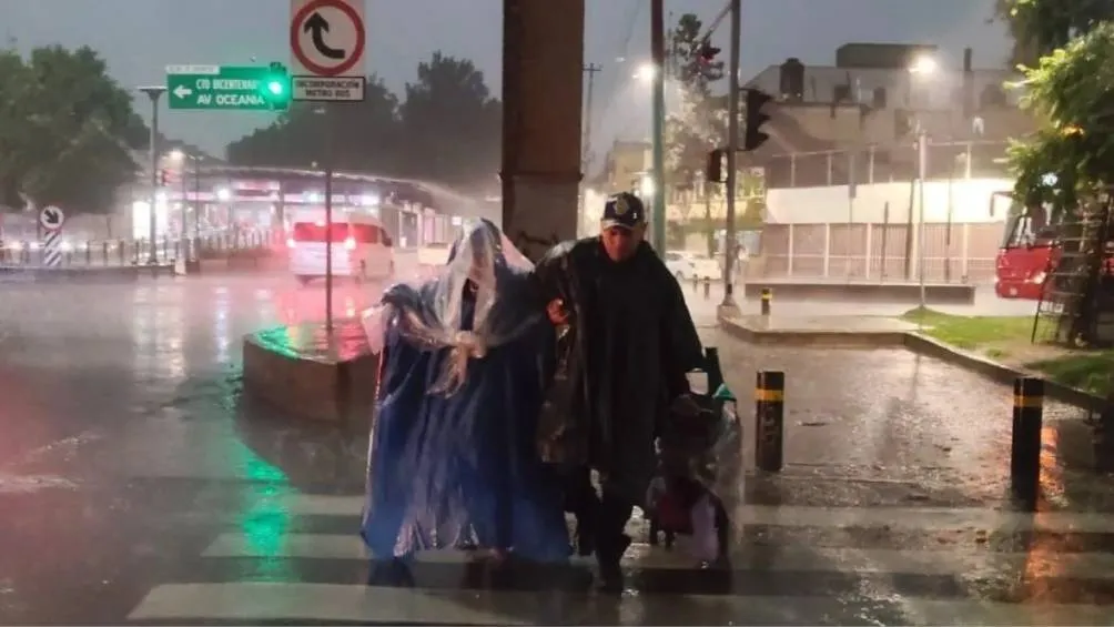 La mandataria confirmó que las intensas lluvias registradas el domingo 10 de agosto provocaron severas inundaciones. / SSC