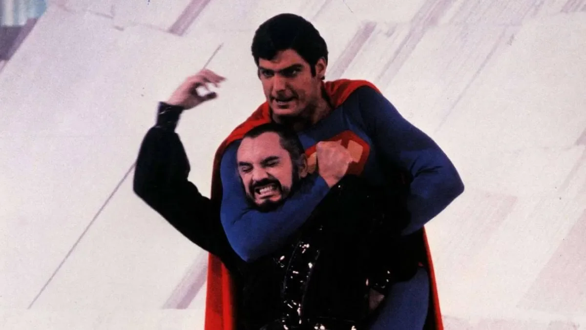 Stamp alcanzó fama mundial por su interpretación del General Zod. / X