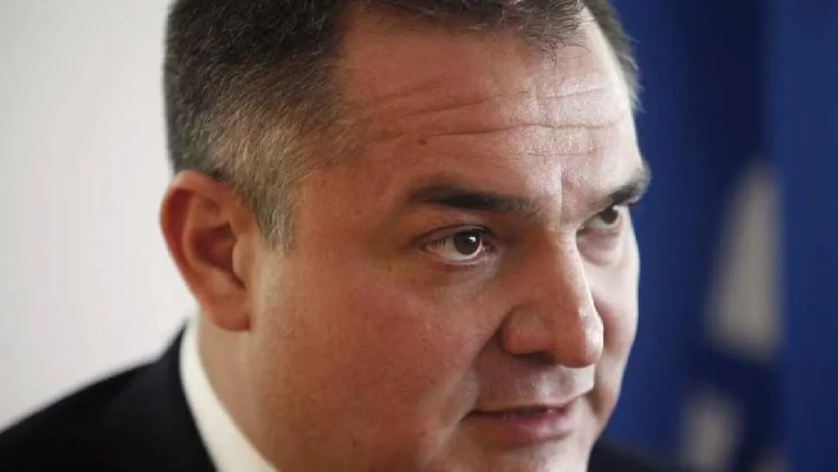 Según los reportes judiciales, García Luna ha perdido entre 14 y 14.5 kilos, se le niegan condiciones mínimas de higiene. / AP