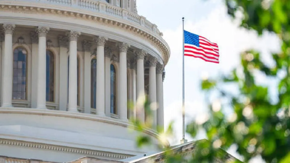 La instrucción faculta al Departamento de Justicia a perseguir casos en los que la quema de la bandera pueda interpretarse como incitación a la violencia. / Pixabay