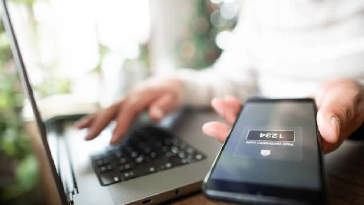 No compartas datos personales como contraseñas/iStock