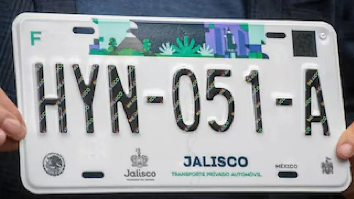 Para motocicletas, la tarifa es aún más baja: 385 pesos, con los mismos beneficios incluidos. / RS