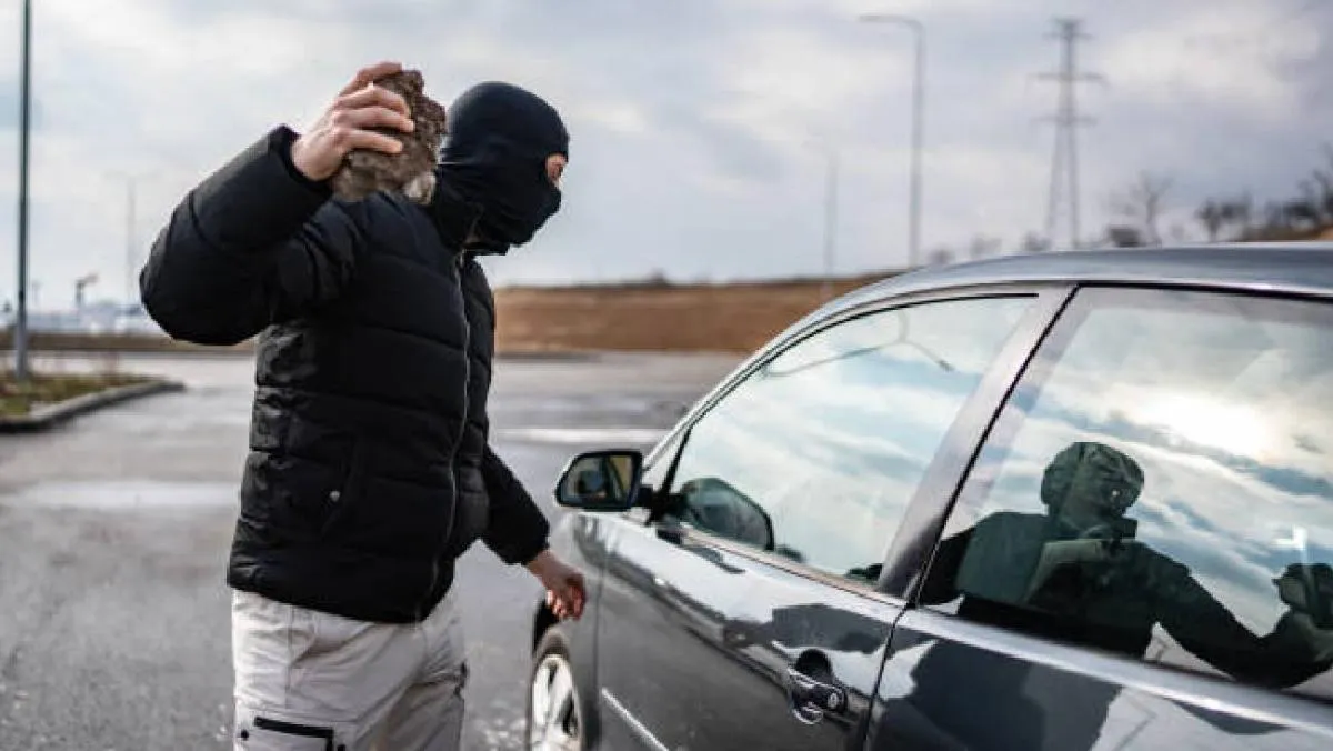 Sigue los consejos para protegerte de estafas/iStock