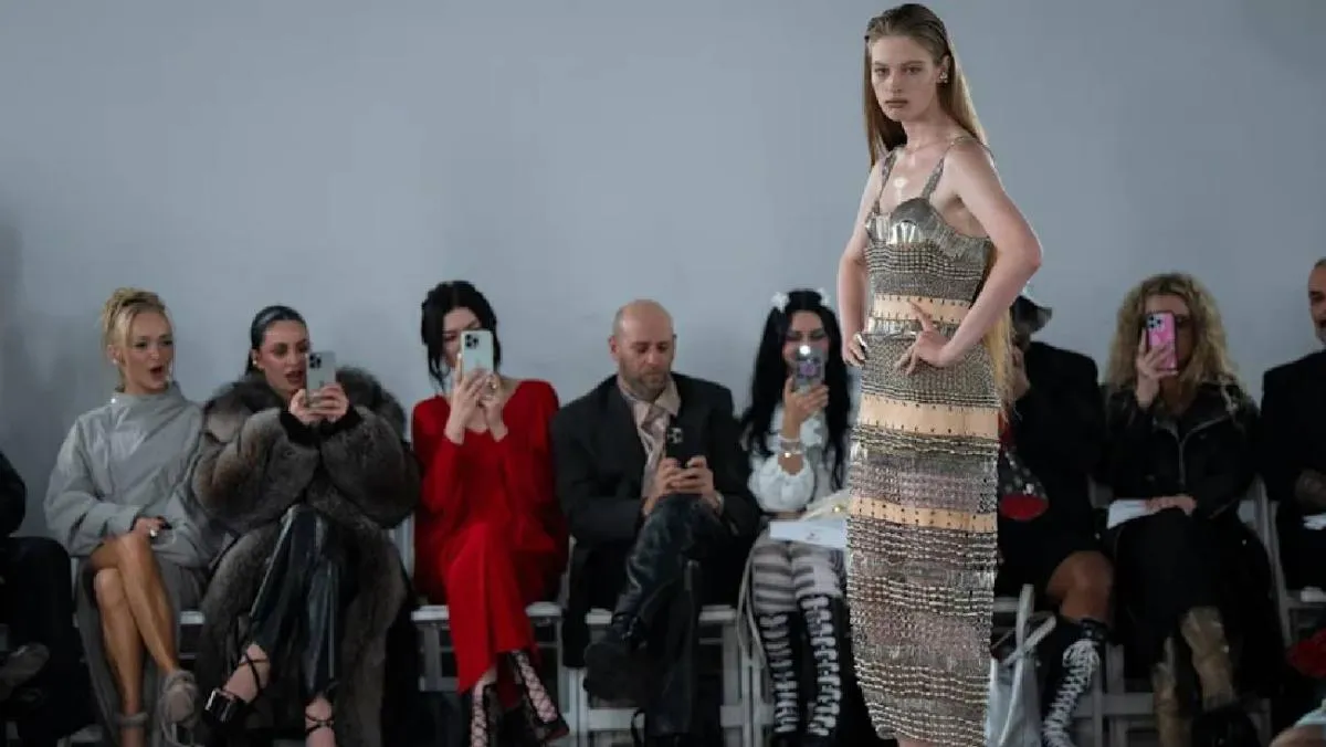 Su participación formó parte de la colección Primavera-Verano 2026. / IG