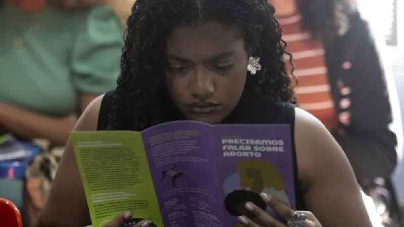 De esta manera, buscan crear conciencia sobre la responsabilidad social y la protección de los derechos reproductivos en México./ AP