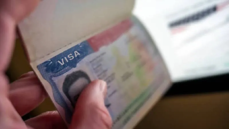 La tarifa de $100,000 para nuevas solicitudes de visa H-1B representa un incremento significativo respecto a los costos anteriores. / Pixabay