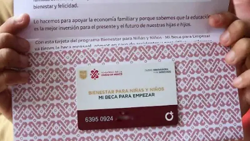 Si el pago no se refleja el 1 de octubre, se recomienda verificar que la tarjeta esté activa. / X