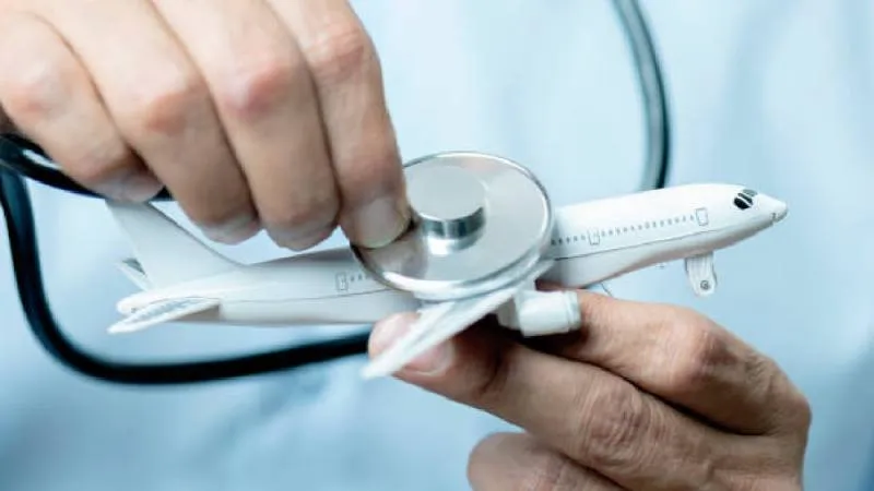 Asimismo, es fundamental que los pasajeros conozcan las maniobras básicas de primeros auxilios. / Pixabay