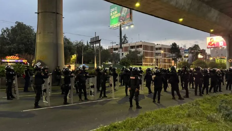 El bloqueo provocó congestionamiento en la zona sur de la ciudad. / CONTRA