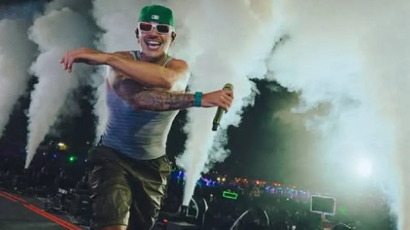 Feid, cuyo nombre real es Salomón Villada Hoyos, es un cantante, compositor y productor colombiano nacido en Medellín en 1992. / IG: Feid