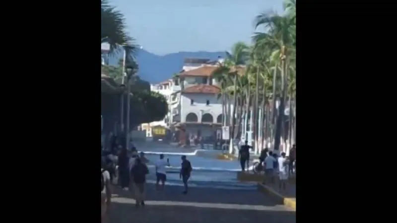 El huracán Priscilla se mantiene como categoría 2/X