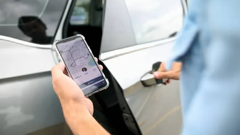 Uber podrá operar en aeropuertos de México. / Pixabay