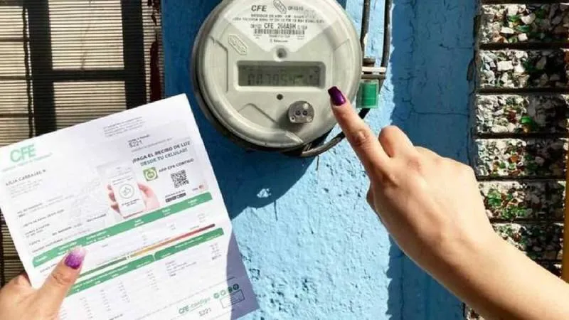 elevisores, consolas, cargadores o microondas siguen consumiendo energía aunque estén apagados. / X